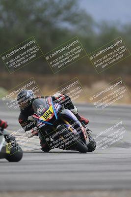 media/Sep-21-2025-Race Pace (Sun) [[98bf33ef95]]/Non Verified/4-Turn 3 (910am)/